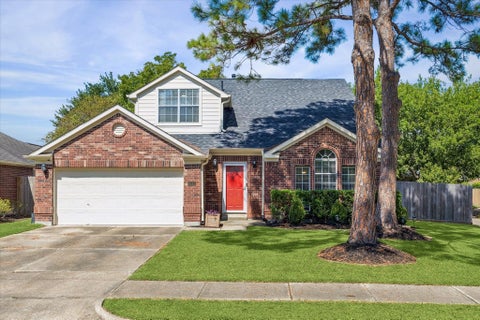 Photo of 1043 Danforth Drive, Houston, TX 77062 (MLS # 69508221)