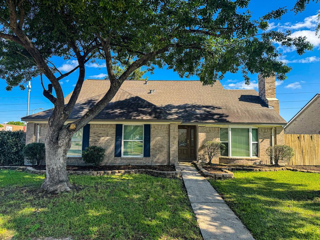 Photo of 22018 Elsinore Drive, Katy, TX 77450 (MLS # 87498529)