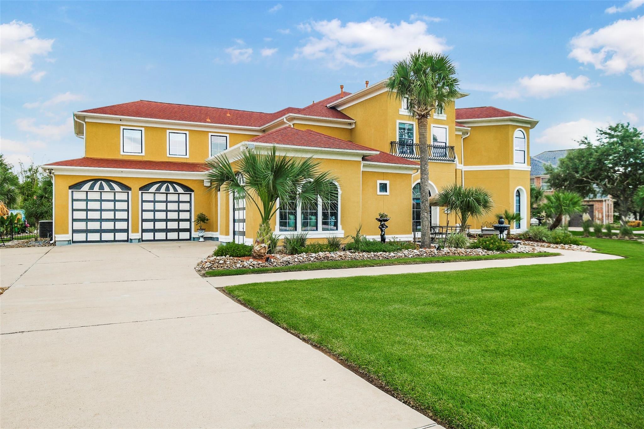1026 Kings Forest Lane