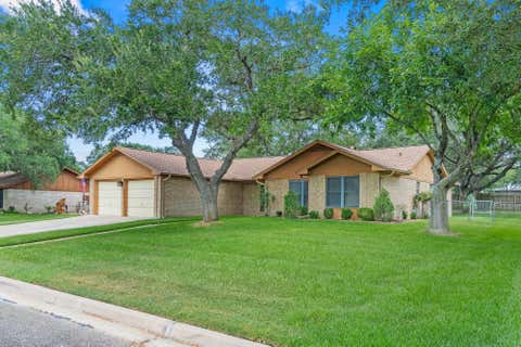 Photo of 108 Meadow Creek Drive, Schulenburg, TX 78956 (MLS # 15280767)