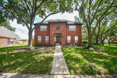 Photo of 16907 Colony Terrace Drive, Sugar Land, TX 77479 (MLS # 60726174)