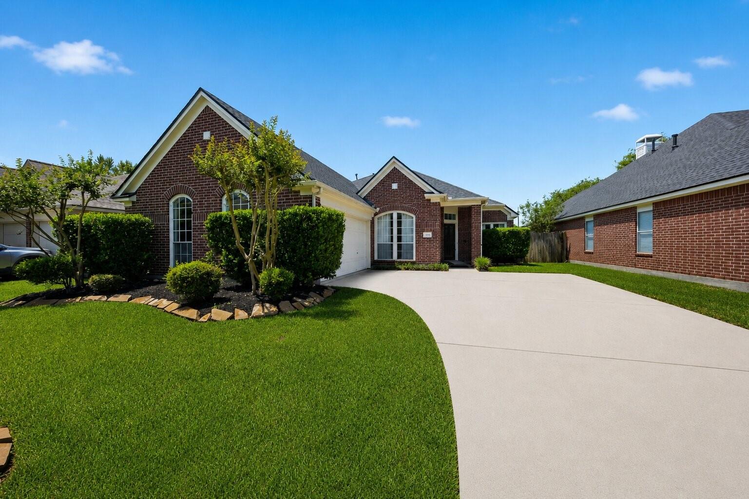 3714 Crescent Drive