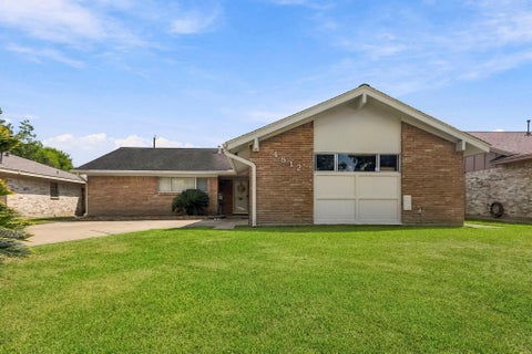 Photo of 4812 Mistletoe Road, Pasadena, TX 77505 (MLS # 85719435)