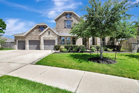 Photo of 4906 De Lagos Circle, Spring, TX 77389 (MLS # 92609188) Photo of 4906 De Lagos Circle, Spring, TX 77389 (MLS # 92609188)