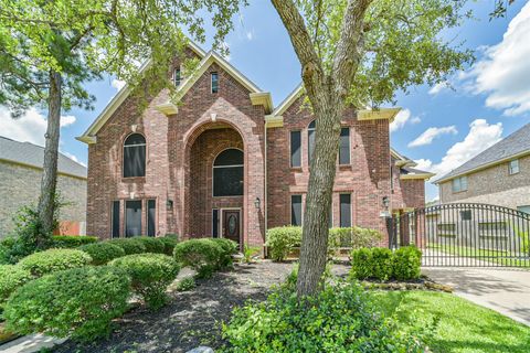 Photo of 14015 Falcon Heights Drive, Cypress, TX 77429 (MLS # 93878223)