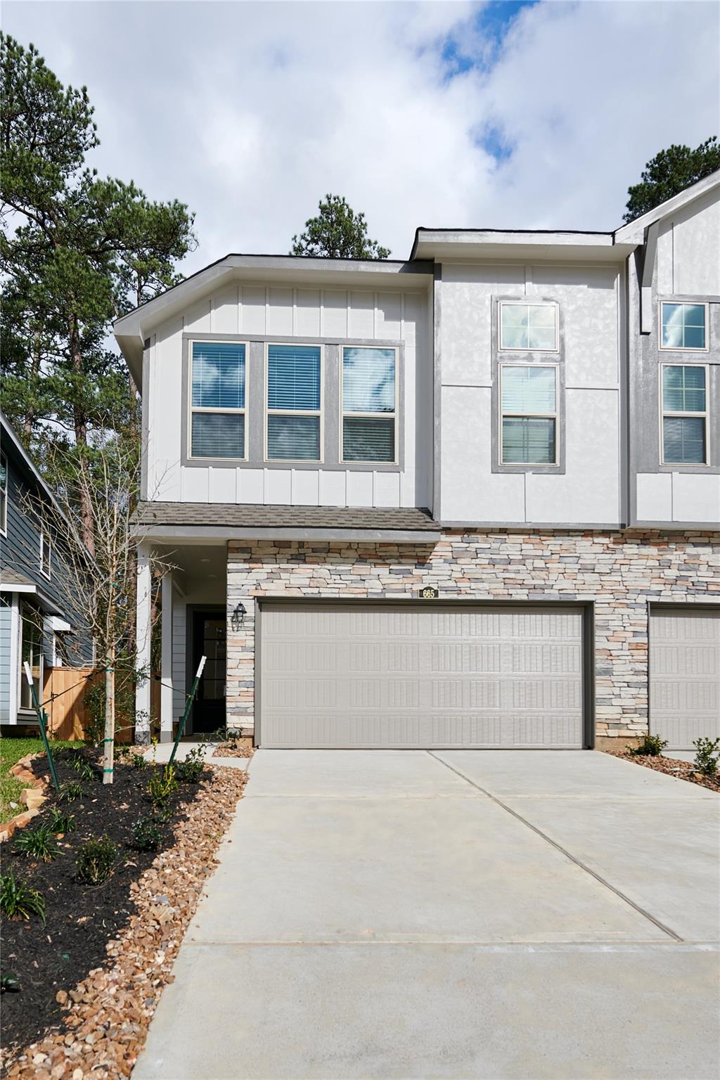 665 Royal Arch Drive