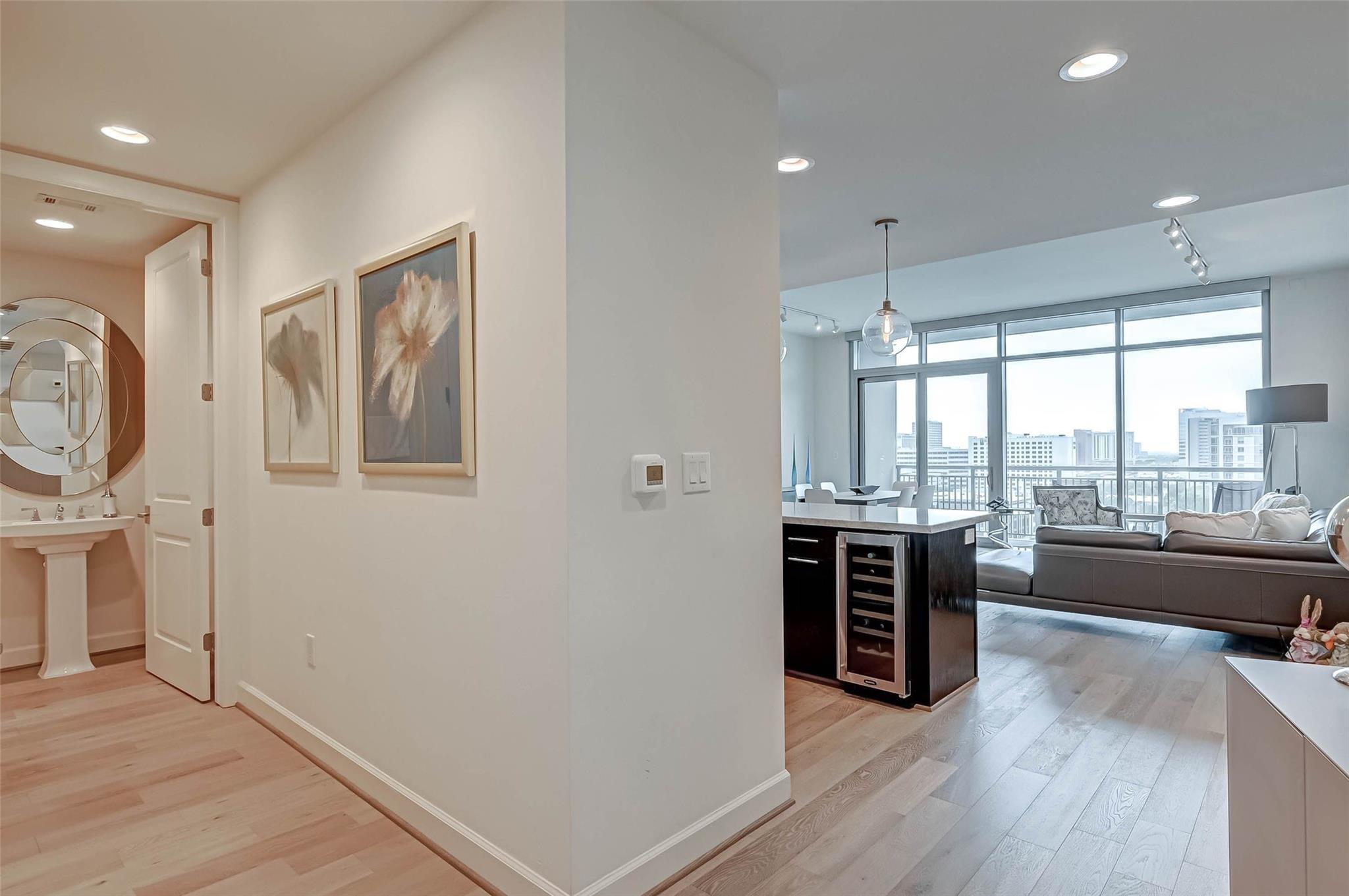 2207 Bancroft Street 1202