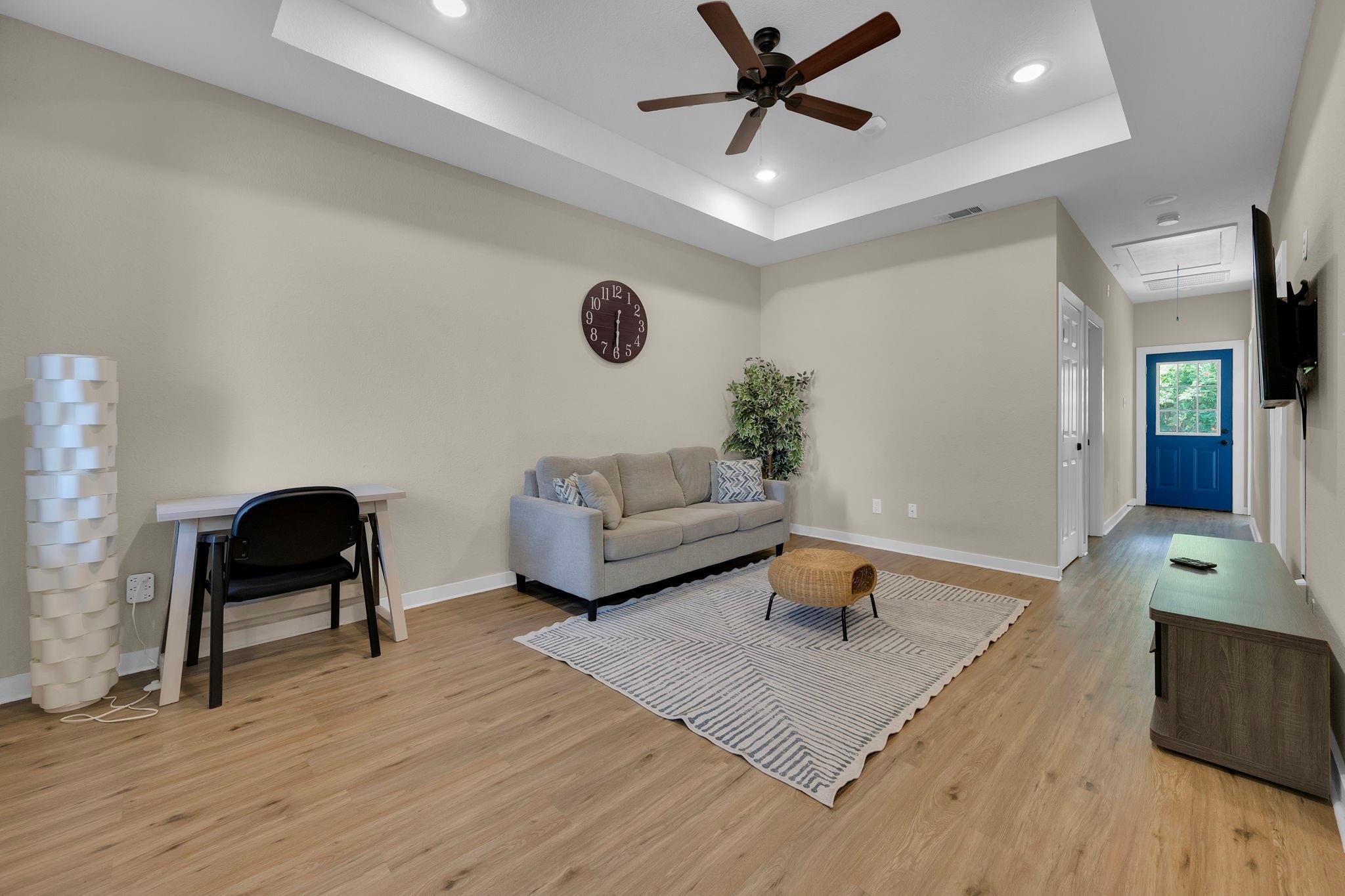 10317 Lake Road 6C