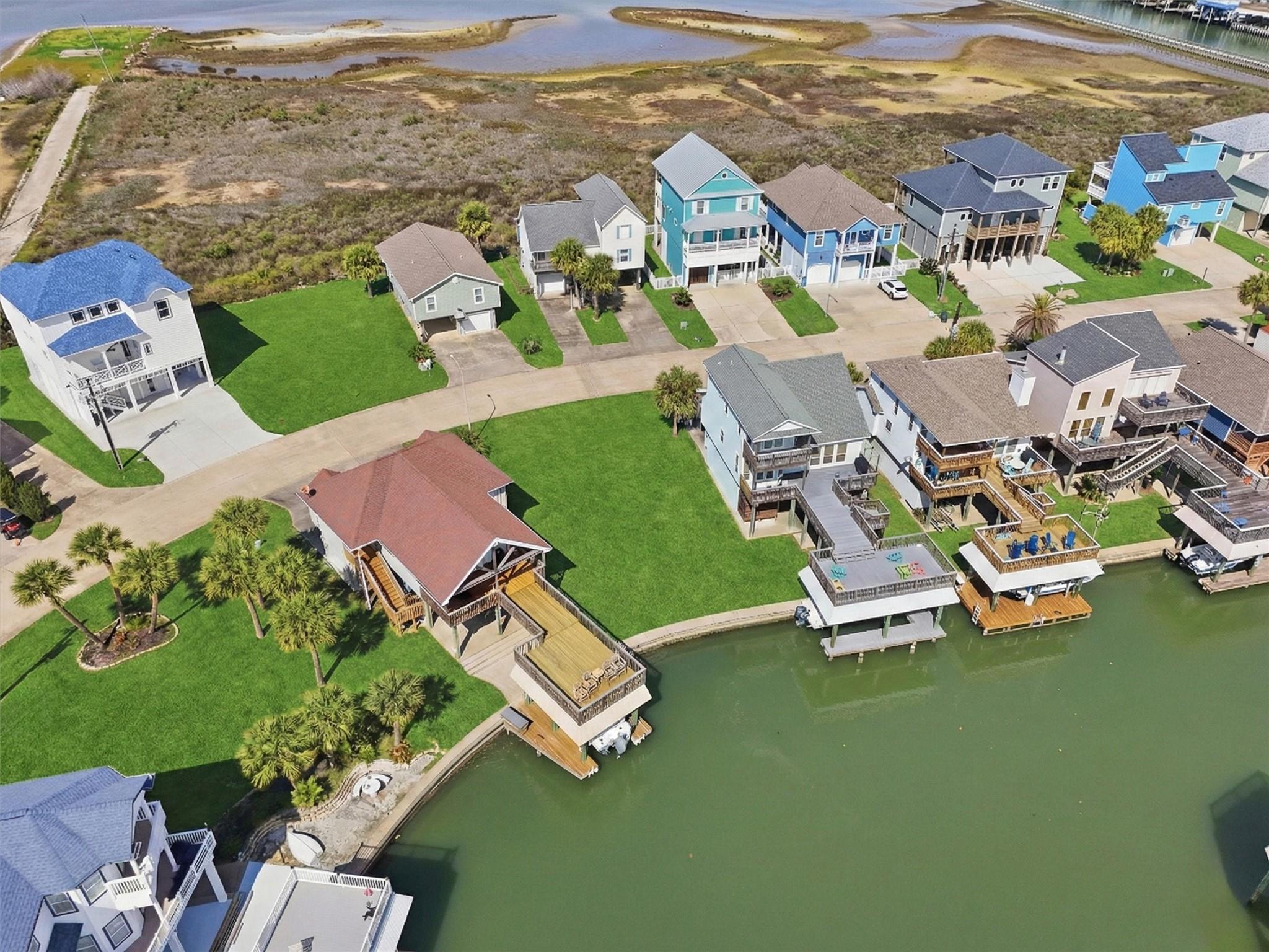00 Bay Vista