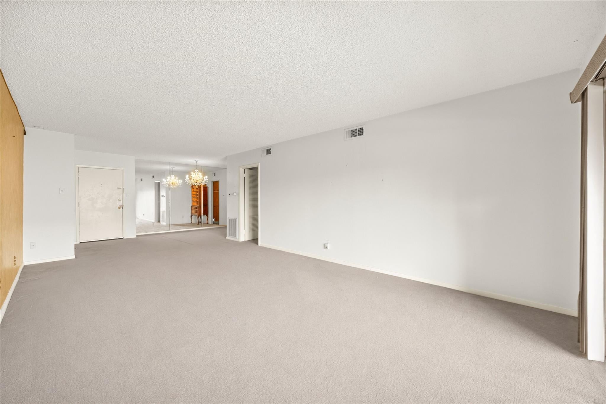 2700 Bellefontaine Street B30
