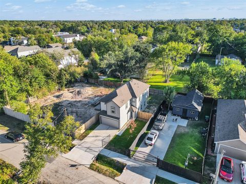 Tiny photo for 8036 Ethel Street, Houston, TX 77028 (MLS # 71160086)