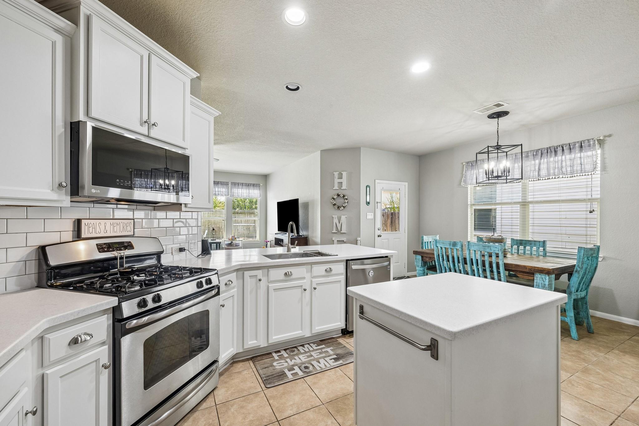 8715 Sunrise Canter Drive