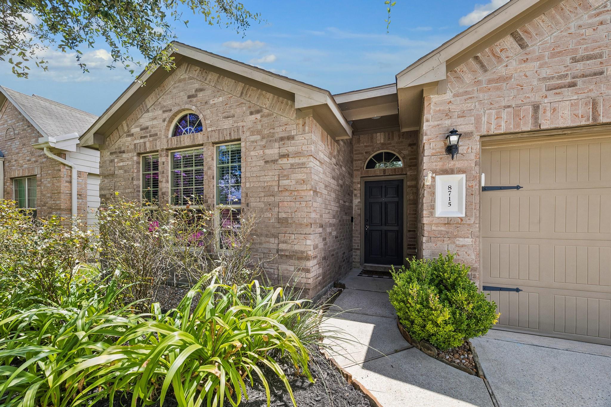 8715 Sunrise Canter Drive