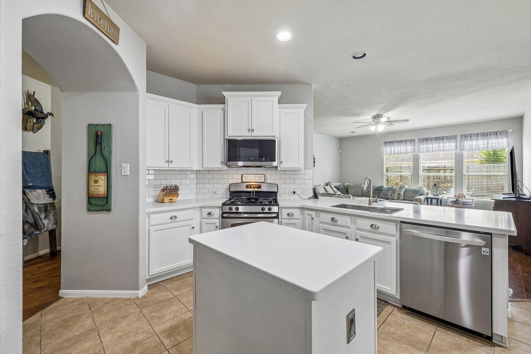 8715 Sunrise Canter Drive