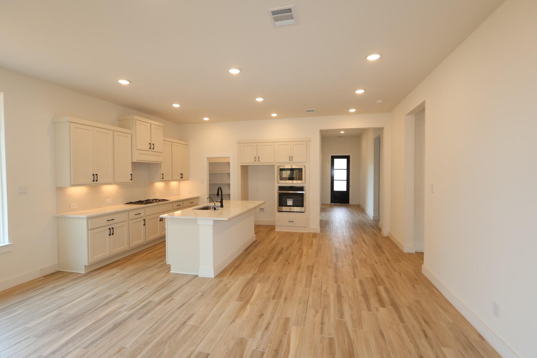 7058 North Lake Clopton Drive