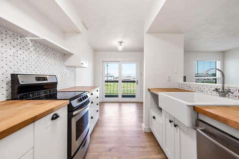 Photo of 7600 Emmett F Lowry Expressway #1006, Texas City, TX 77591 (MLS # 51993913)