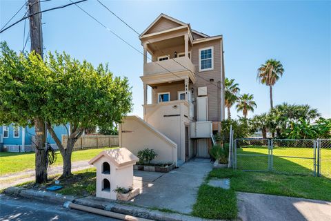 Photo of 411 29th Street, Galveston, TX 77550 (MLS # 2236522)