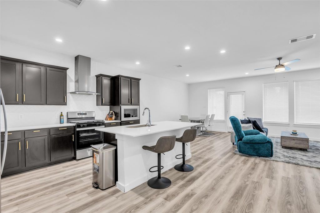 Photo of 3227 Creston Gate Drive, Houston, TX 77047 (MLS # 35006117)