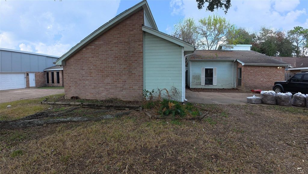 Photo of 1858 Hilton Head Drive Dr, Missouri City, TX 77459 (MLS # 58834317)