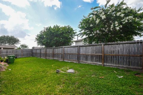 Tiny photo for 7926 Westington Lane, Houston, TX 77040 (MLS # 63400957)