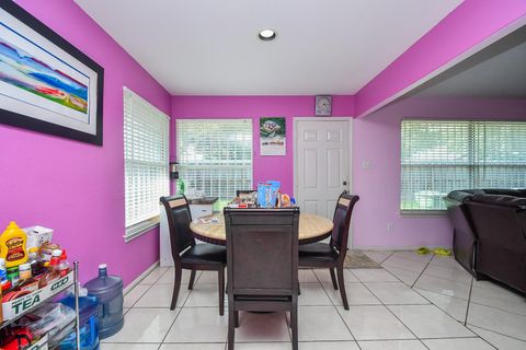 Tiny photo for 7926 Westington Lane, Houston, TX 77040 (MLS # 63400957)