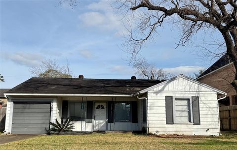 7309 S Rice Avenue Bellaire TX 77401