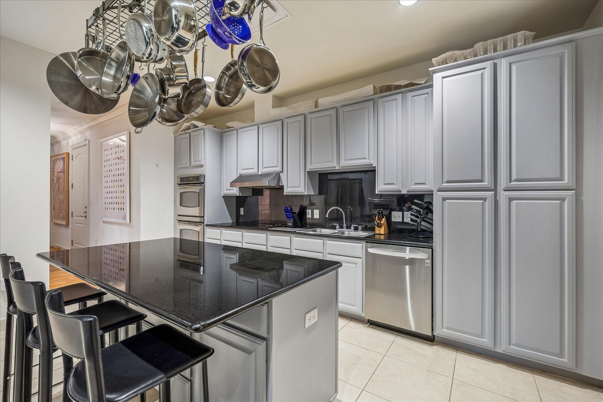 511 S Post Oak Lane 6D