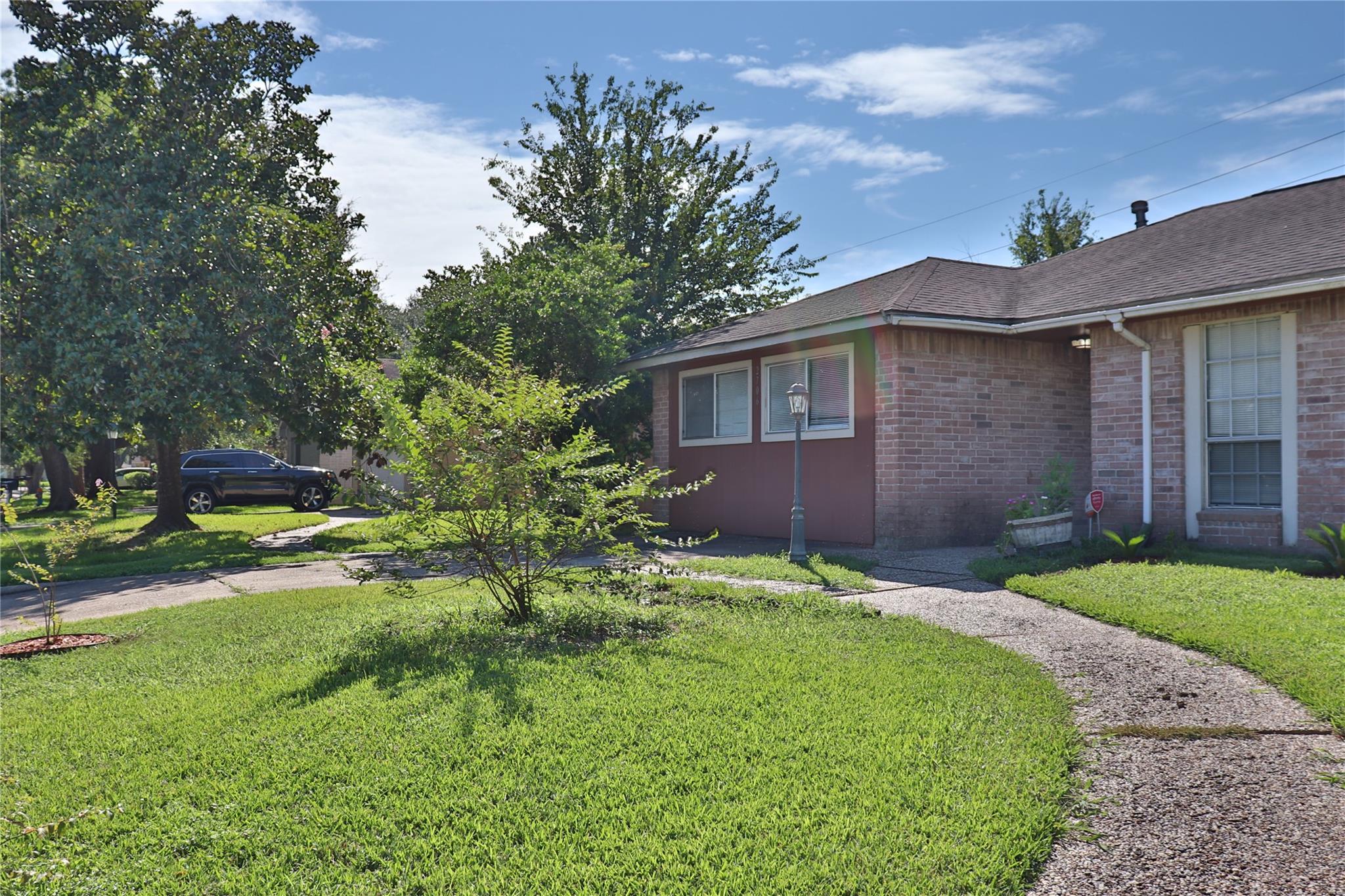 2706 S Brompton Drive