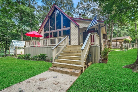 Homes For Sale - 200 Cochran Lane<br/> Coldspring, TX 77331