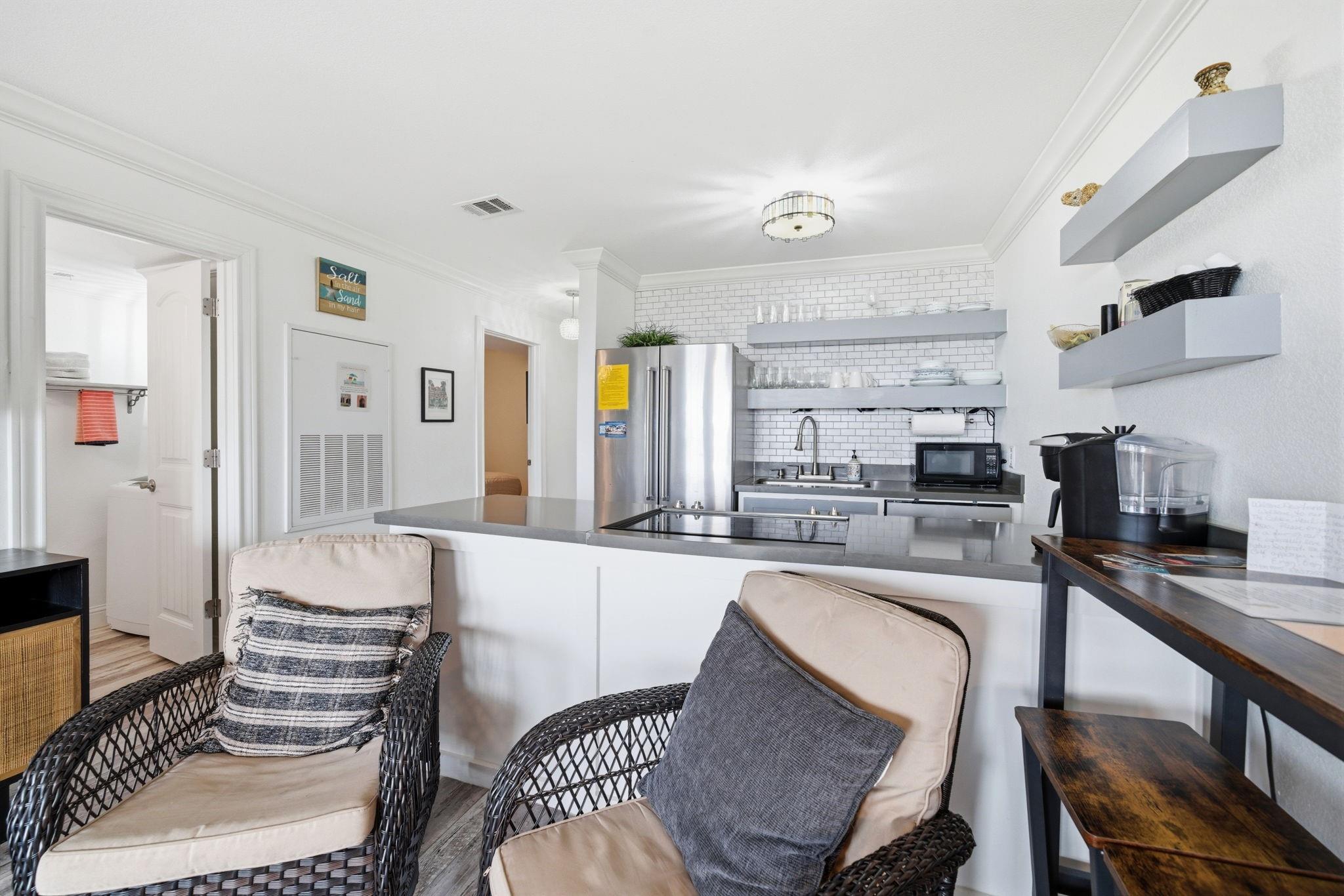 6300 Seawall Boulevard 8103