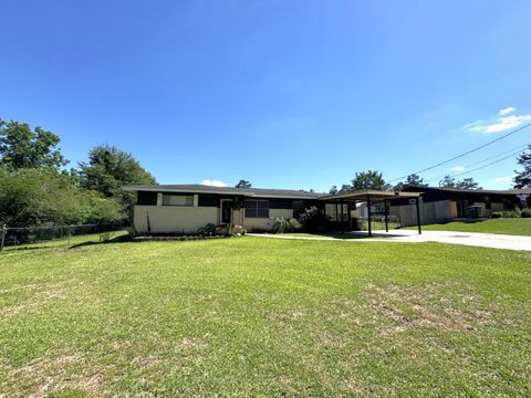 Photo of 591 County Road 4265, Woodville, TX 75979 (MLS # 22981231)