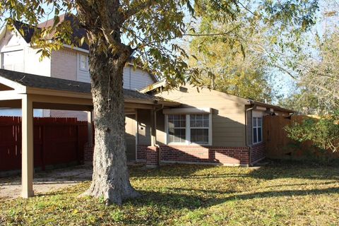 Photo of 8201 Tareyton Lane Ln, Houston, TX 77075 (MLS # 89182285)