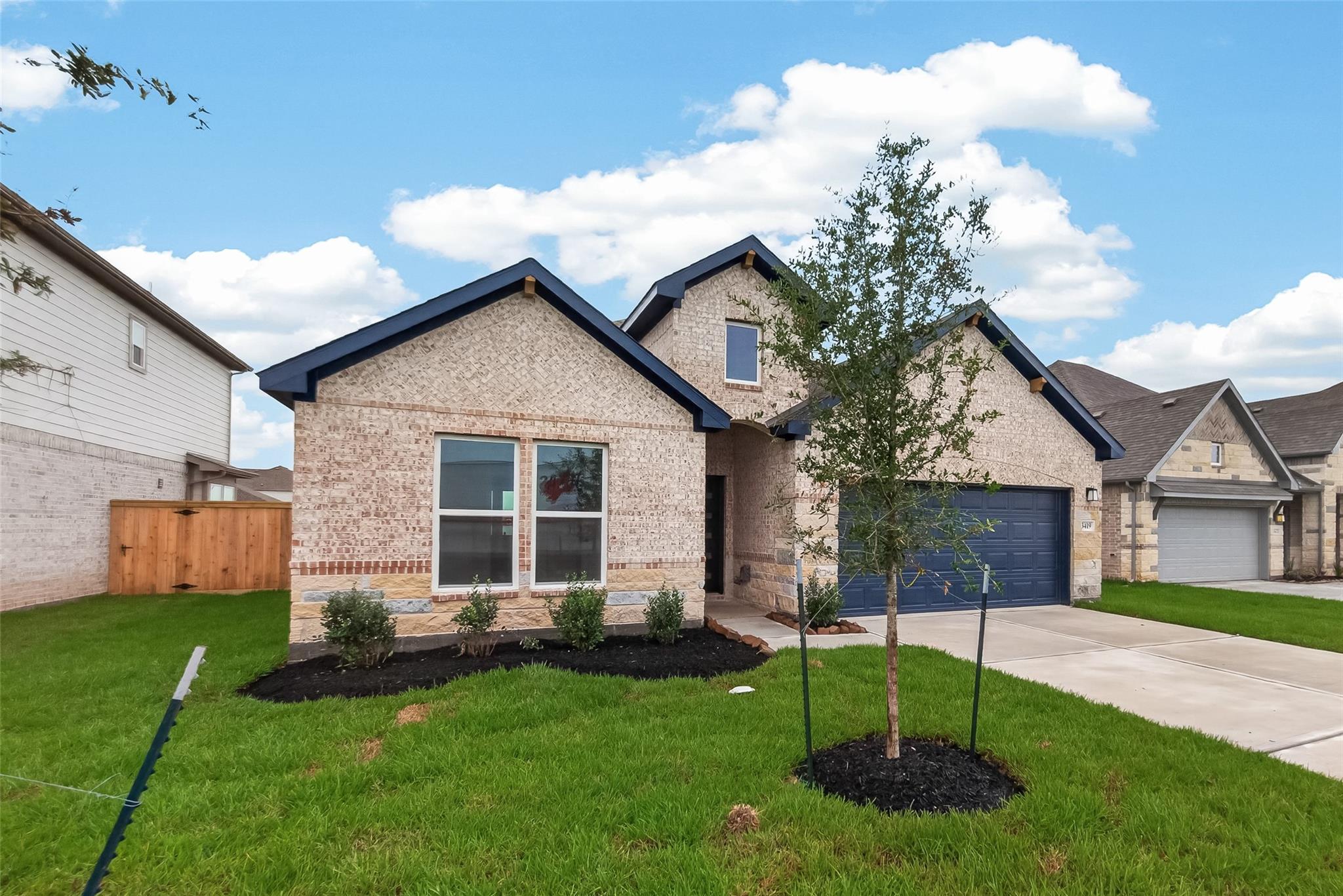 3419 Windmill Palm Drive