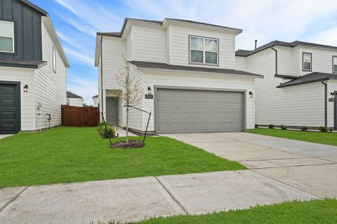 Photo of 15005 Almeece Street, Houston, TX 77053 (MLS # 75740014)