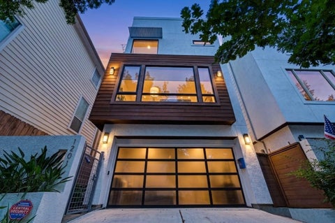 Photo of 1201 Peveto Street, Houston, TX 77019 (MLS # 95737869)
