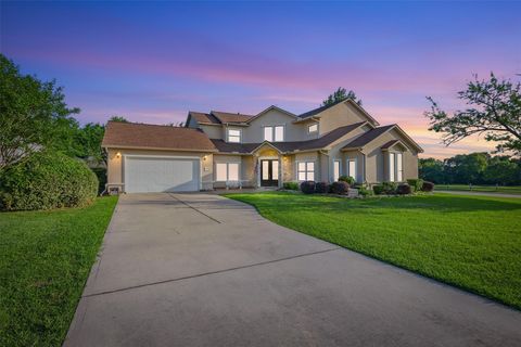 Photo of 90 Greenview Street, Montgomery, TX 77356 (MLS # 98297014)