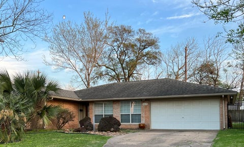 Homes For Rent - 9619 Beverlyhill Street<br/> Harris County, Houston, TX 77063