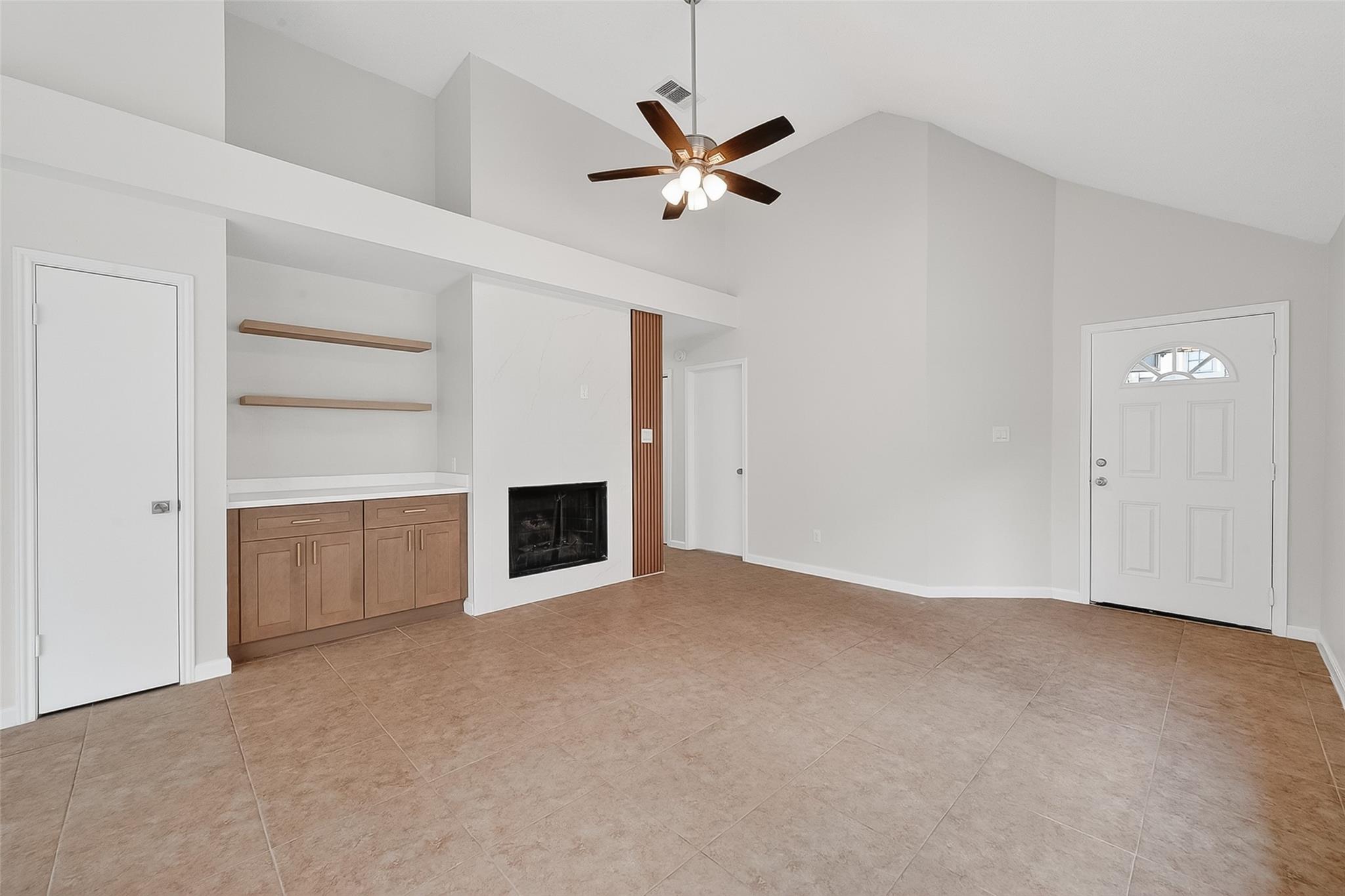 13825 Purplemartin Street