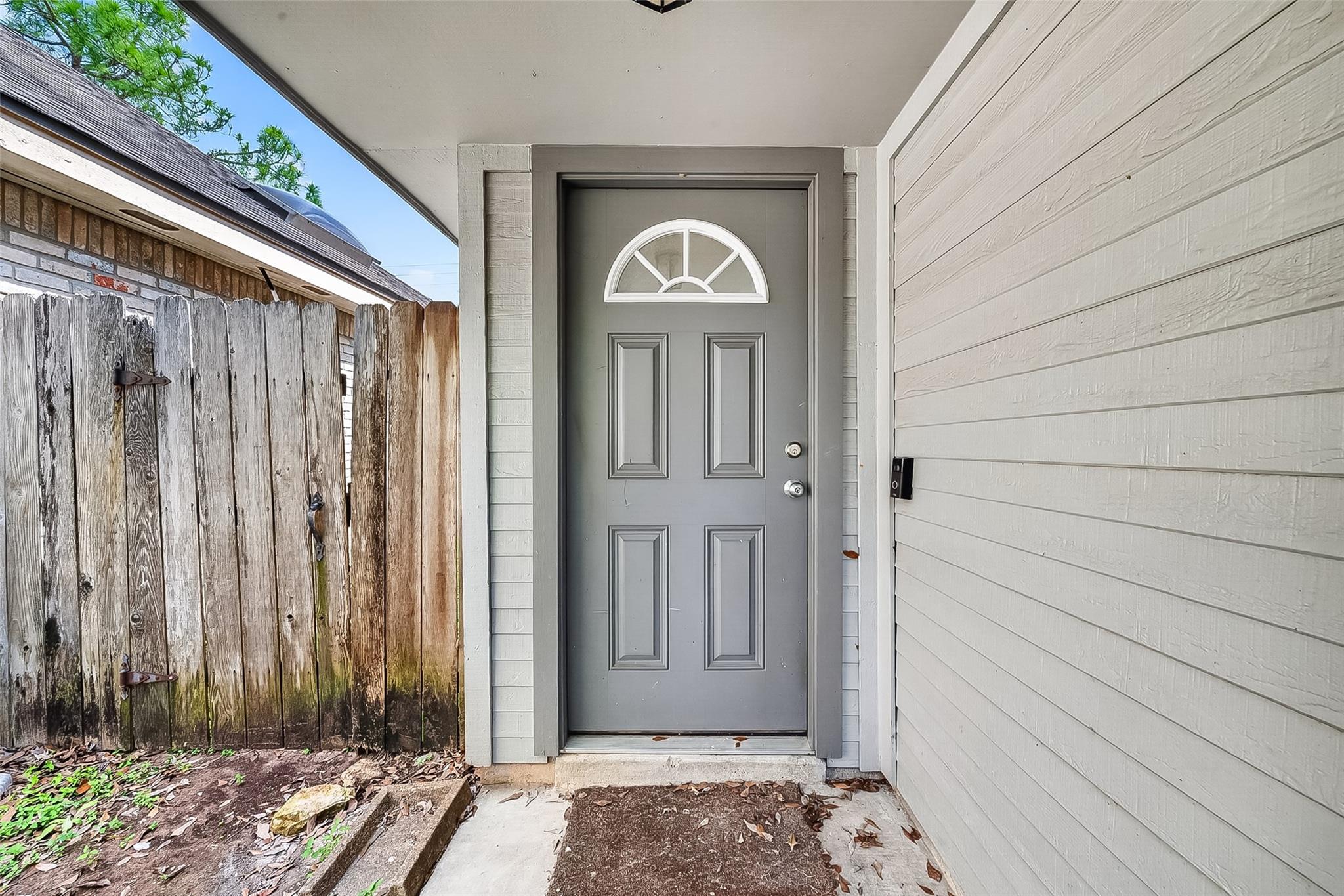 13825 Purplemartin Street