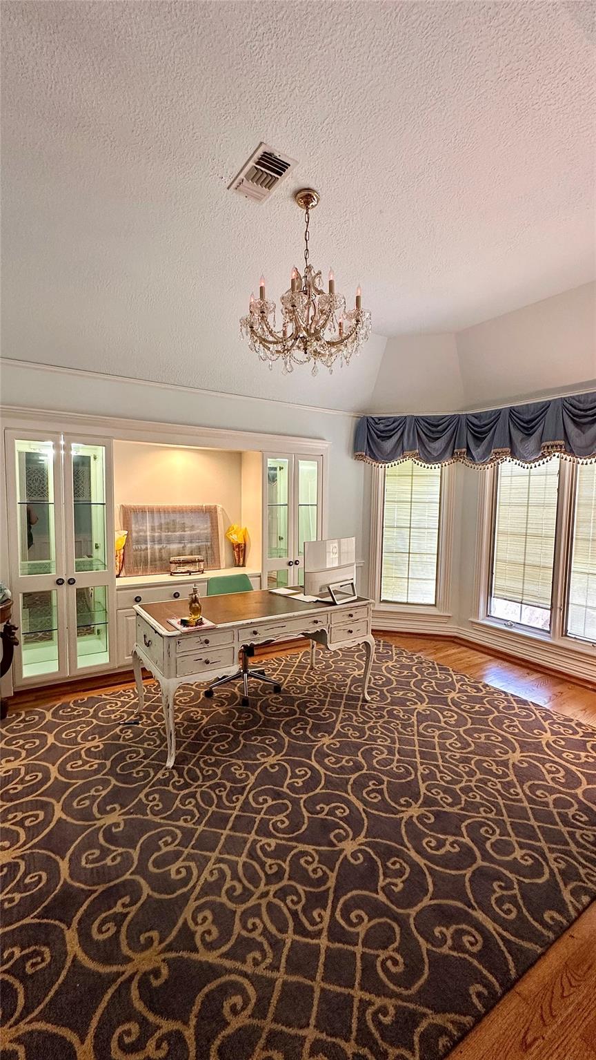 26414 Pin Oak