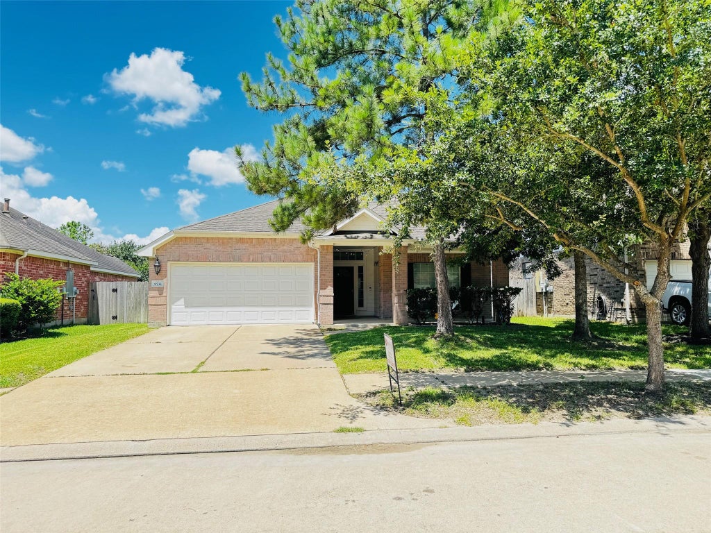 Photo of 9735 Beckwood Post Drive, Houston, TX 77095 (MLS # 81423104)