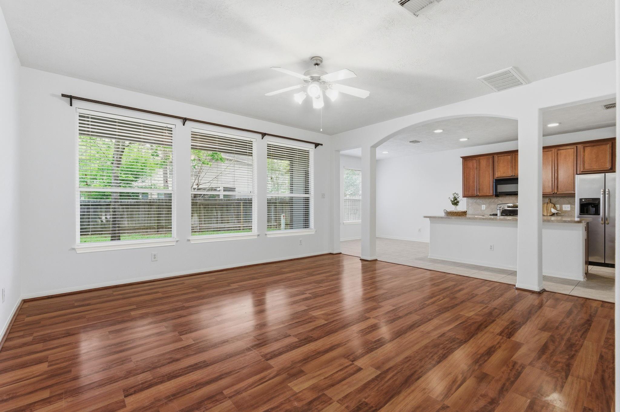 19 Aquiline Oaks Place