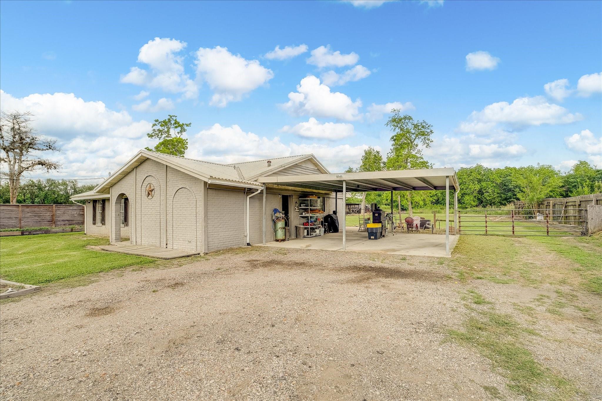 3205 Cemetery Road