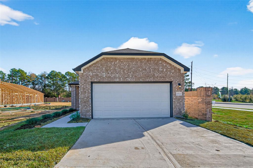 Photo of 24702 Sonora Crescent Circle, Huffman, TX 77336 (MLS # 89224671)
