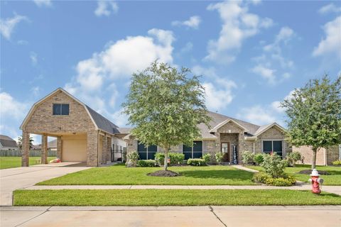 Homes For Sale - 6810 Arlington Drive<br/> Manvel, TX 77578