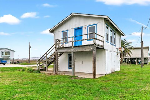 Photo of 415 Treaty Drive, Surfside Beach, TX 77541 (MLS # 8275538)