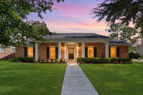 Photo of 12502 Pinerock Lane, Houston, TX 77024 (MLS # 53284792)