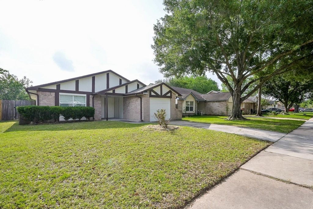 Photo of 12718 Monaco Road, Houston, TX 77070 (MLS # 77711929)