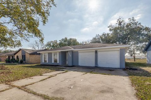 Photo of 3120 Royal Street, Baytown, TX 77521 (MLS # 49458139)