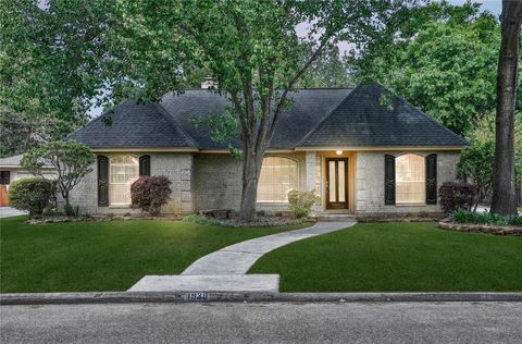 Photo of 3939 Fawn Creek Drive, Kingwood, TX 77339 (MLS # 39879756)